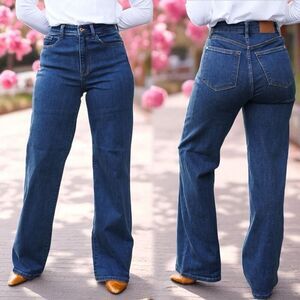 Judy Blue Medium Wash High Waist Wide Leg Jeans NWT